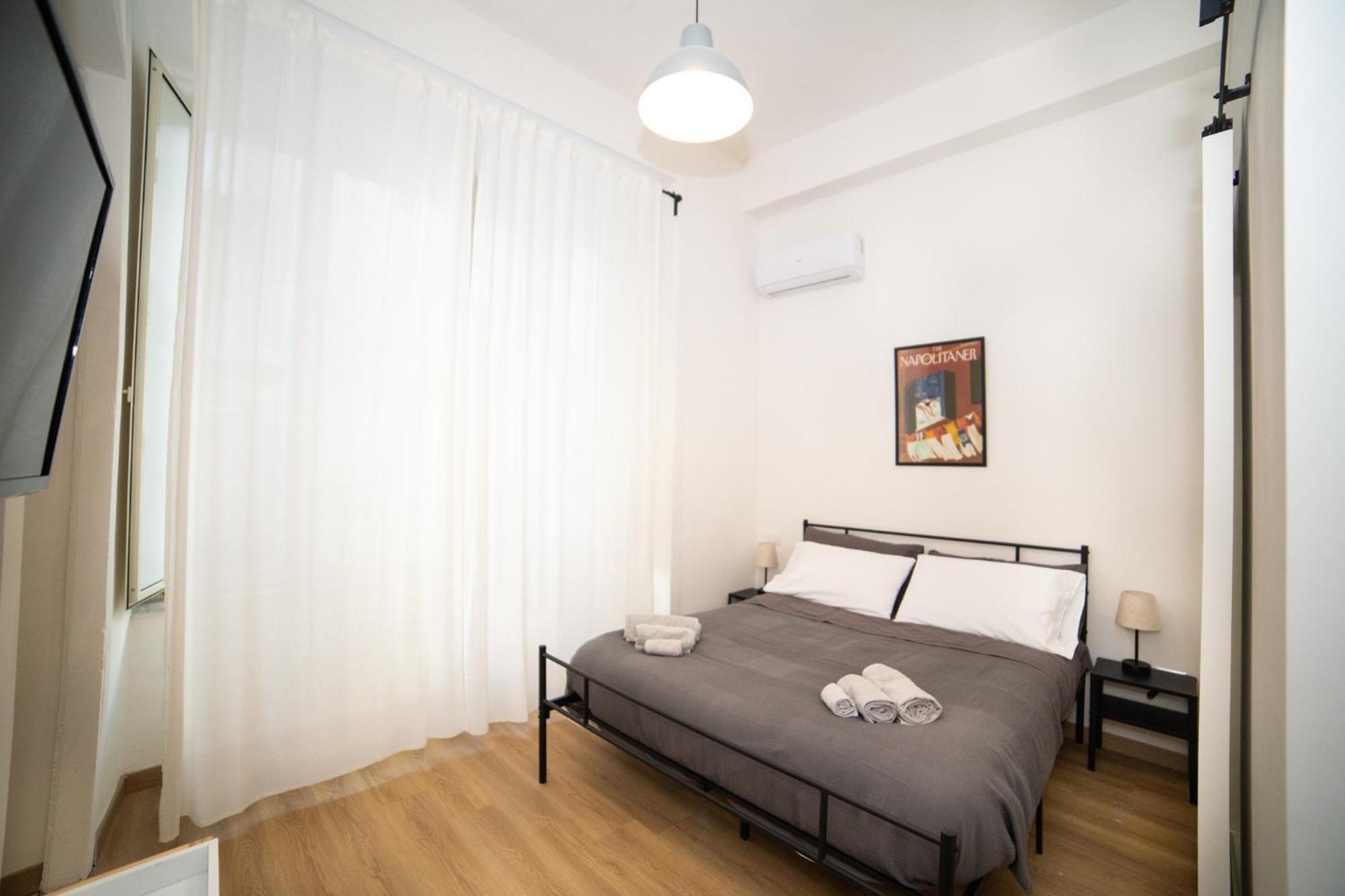 B&B 4Cella Naples Luaran gambar
