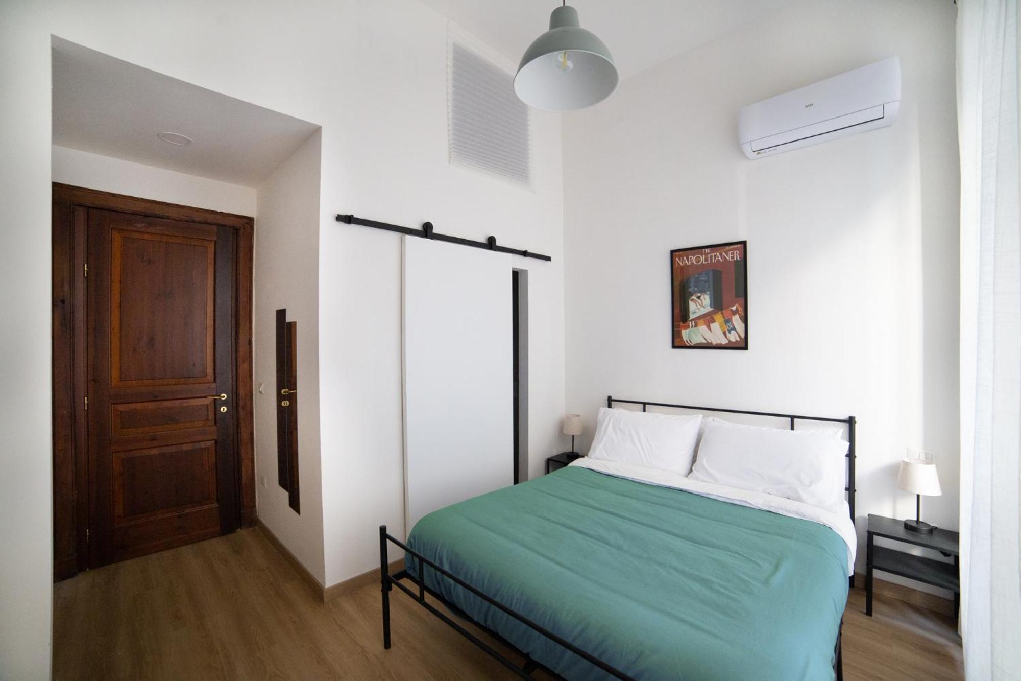 B&B 4Cella Naples Luaran gambar